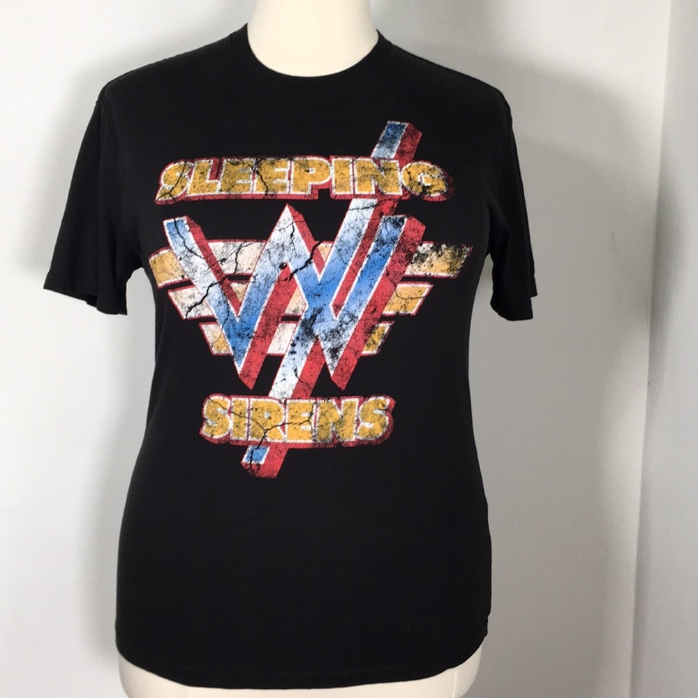Sleeping With Sirens L graphic band tee